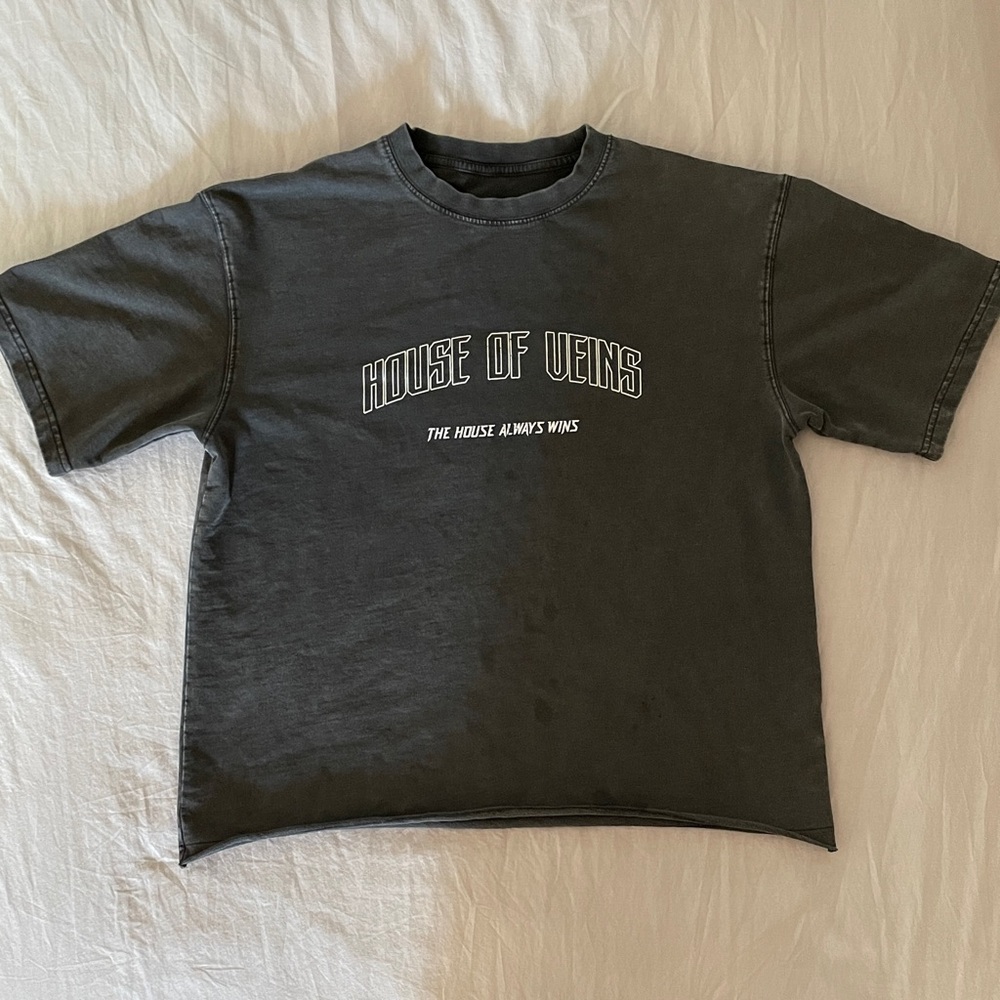 House of Veins Oversized Pump Cover